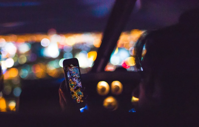 Online casino in a car